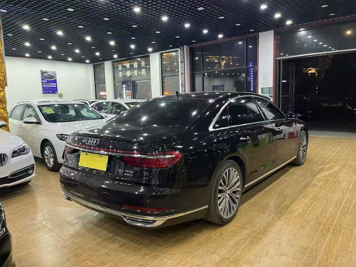 奧迪 奧迪S8  2020款 S8L 4.0TFSI quattro圖片