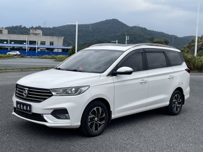 2019年6月 宝骏 360 1.5L 自动豪华型图片