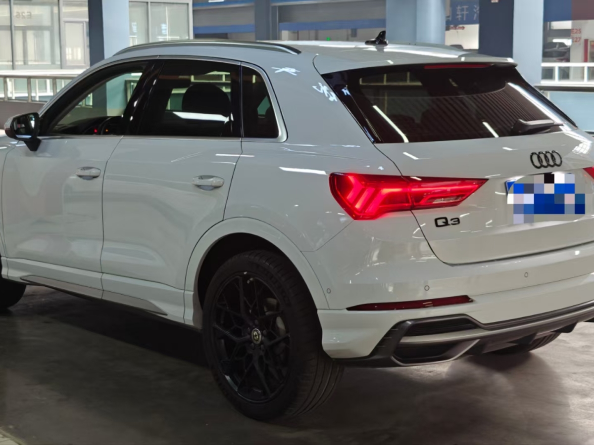 奧迪 奧迪Q3  2023款 45 TFSI quattro 時尚動感型圖片