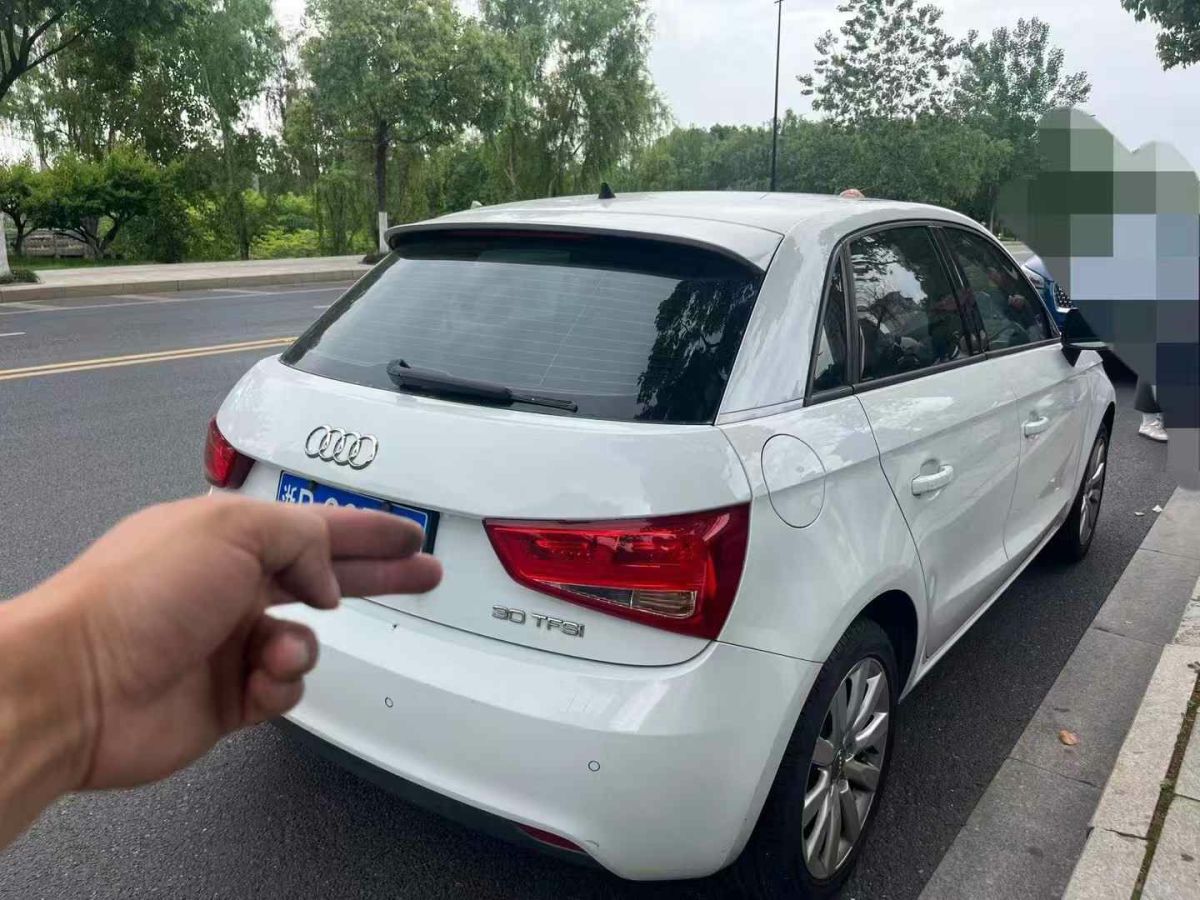 奧迪 奧迪A1  2014款 A1 1.4TFSI 30TFSI 技術型圖片