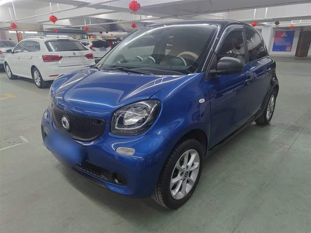 smart forfour  2018款 1.0L 52千瓦靈動版圖片