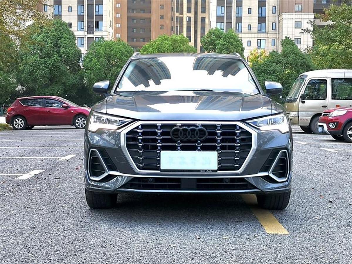 奧迪 奧迪Q3  2021款 35 TFSI 時(shí)尚動(dòng)感型圖片