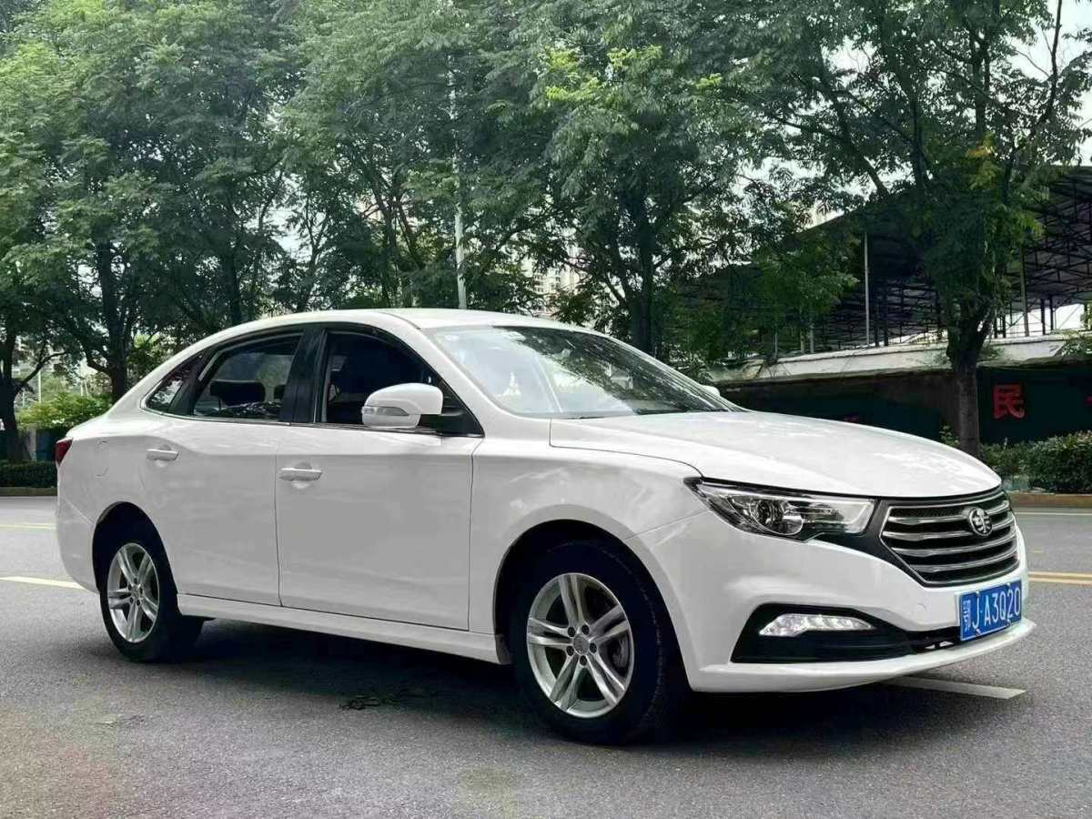 奔腾 B30  2019款 1.6L 自动舒适型图片