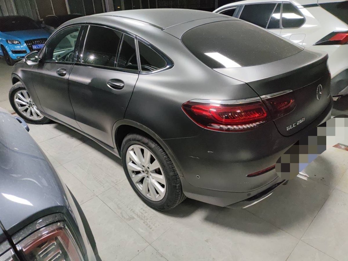 奔馳 奔馳GLC  2022款 改款 GLC 260 4MATIC 轎跑SUV圖片