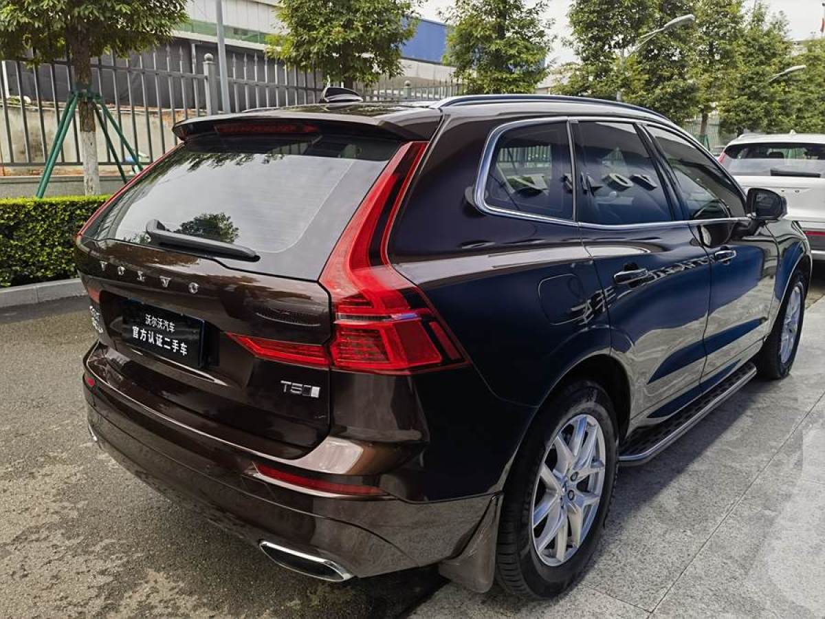 沃爾沃 XC60  2019款  T5 四驅(qū)智逸版 國(guó)VI圖片