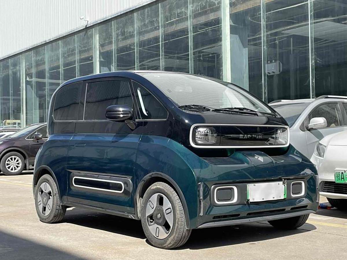 寶駿 寶駿KiWi EV  2022款 設(shè)計(jì)師輕享版 三元鋰圖片