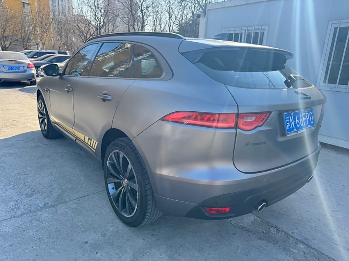 捷豹 F-PACE  2016款 3.0 SC 四驅(qū)R-Sport運動版圖片