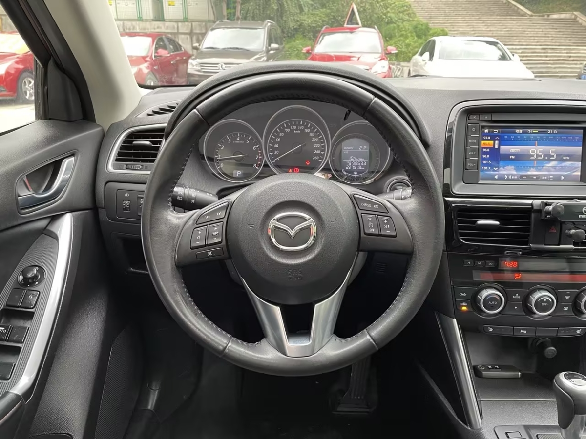 馬自達(dá) CX-5  2013款 2.5L 自動(dòng)四驅(qū)豪華型圖片