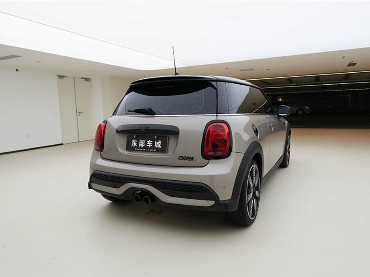 MINI MINI  2022款 改款 2.0T COOPER S 藝術(shù)家圖片