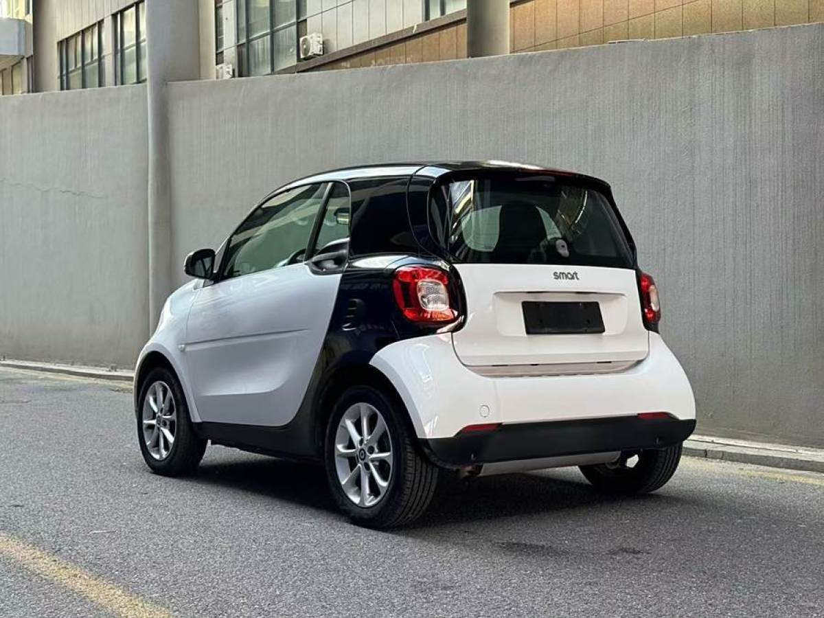 smart fortwo  2015款 1.0L 52千瓦硬頂靈動版圖片