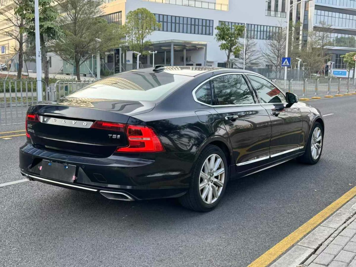 沃爾沃 S90  2020款  T4 智行豪華版圖片