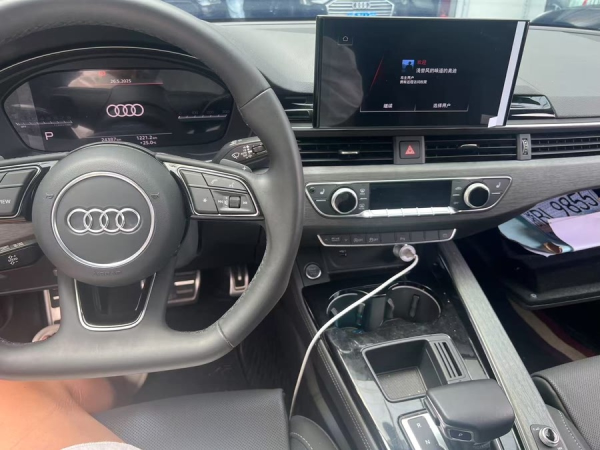 奧迪 奧迪A4L  2023款 40 TFSI 時尚動感型圖片