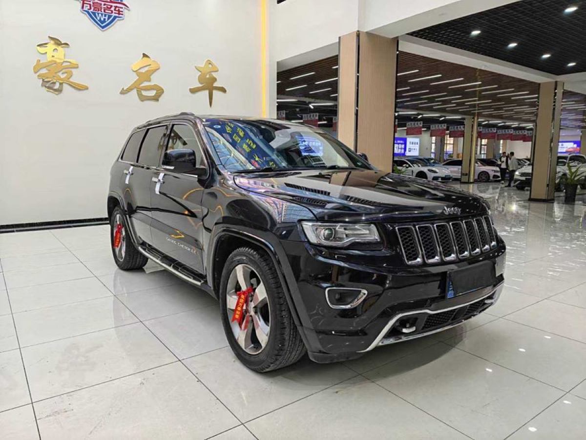 2016年12月Jeep 大切諾基  2015款 3.6L 豪華導(dǎo)航版