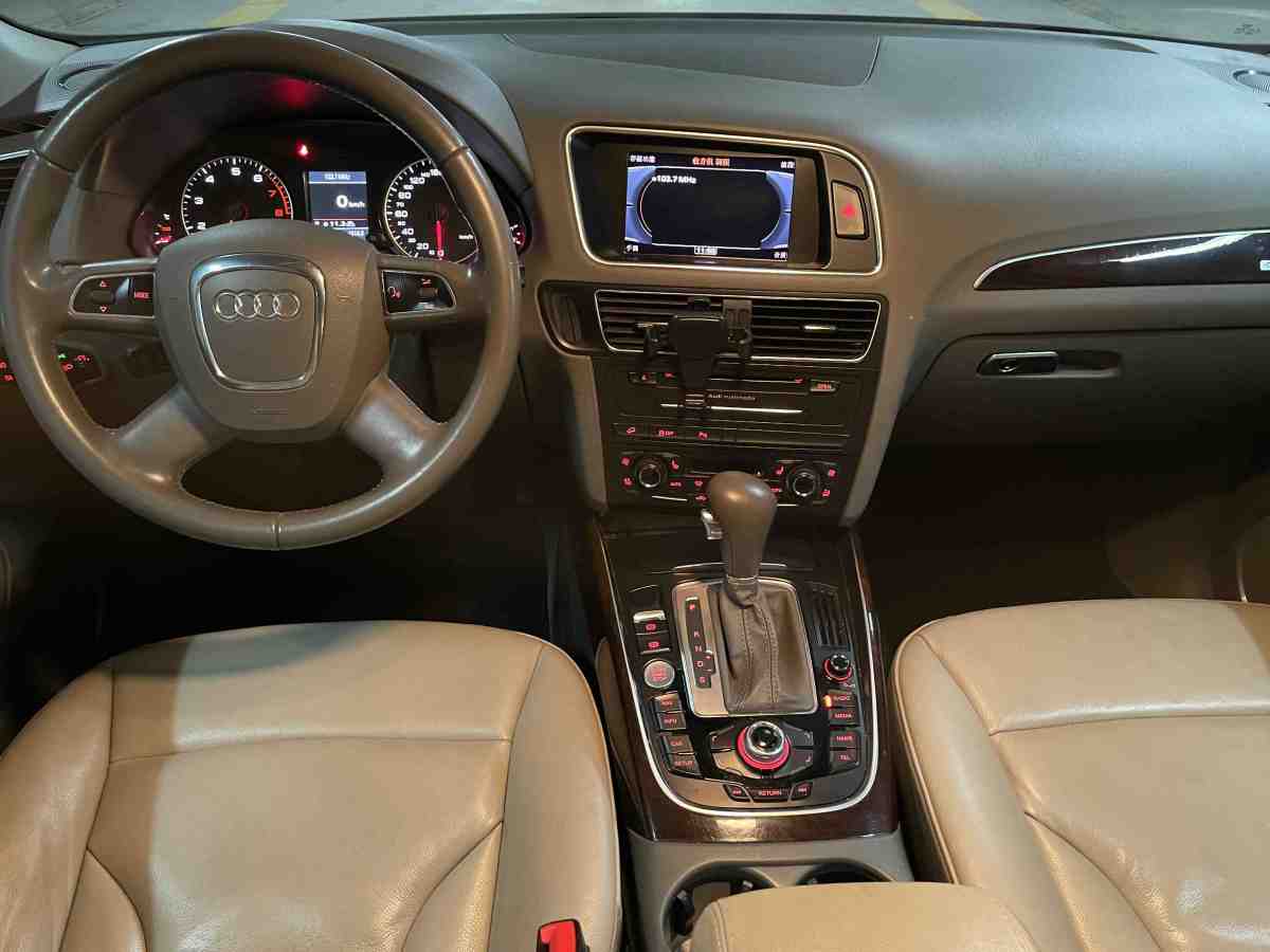 奧迪 奧迪Q5  2012款 2.0TFSI 舒適型圖片