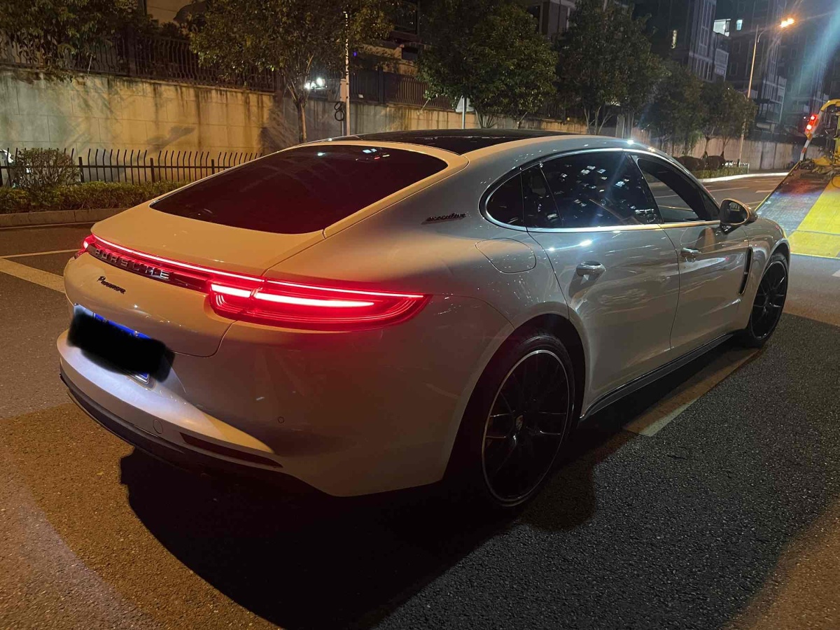 保時(shí)捷 Panamera  2019款 Panamera 行政加長(zhǎng)版 2.9T圖片