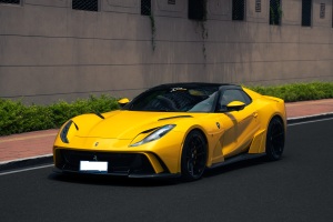 812 Superfast 法拉利 6.5L GTS