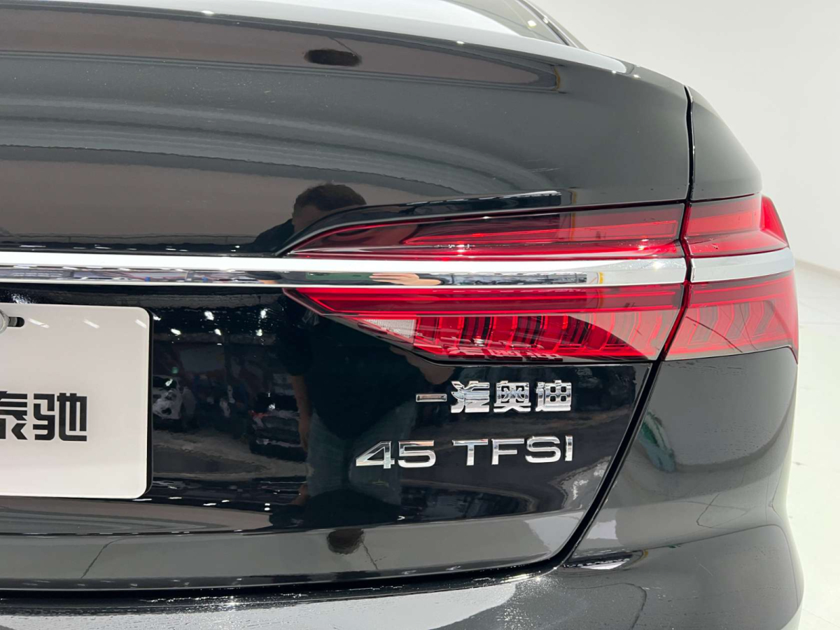 奧迪 奧迪A6L  2020款 45 TFSI 臻選動(dòng)感型圖片