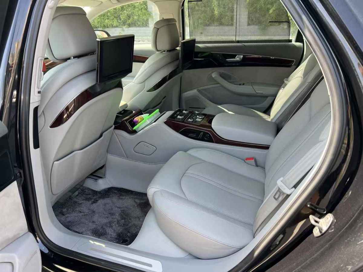 奧迪 奧迪A8  2012款 A8L 45 TFSI quattro舒適型圖片
