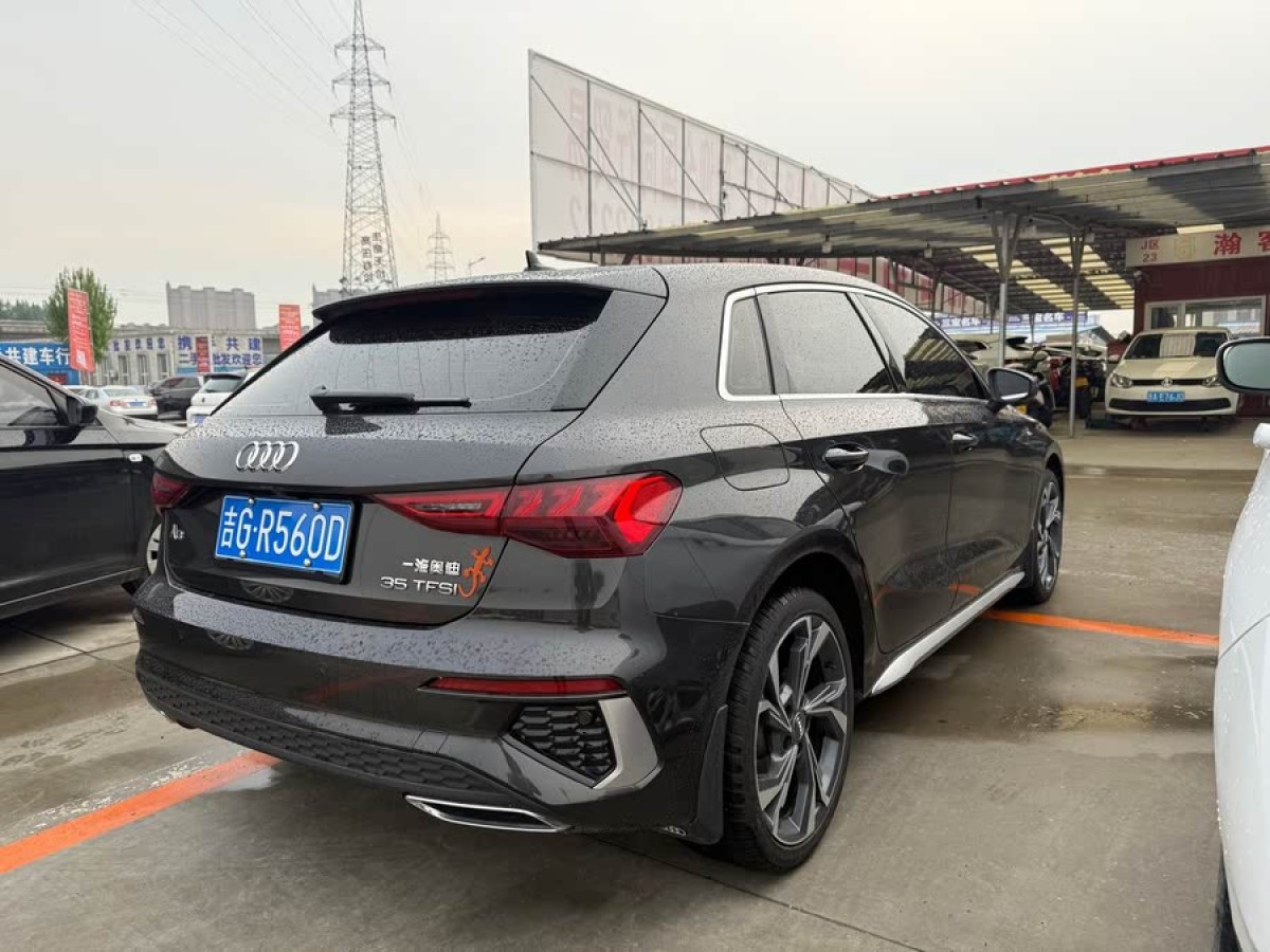 奧迪 奧迪A3  2021款 Sportback 35 TFSI 豪華運(yùn)動型圖片