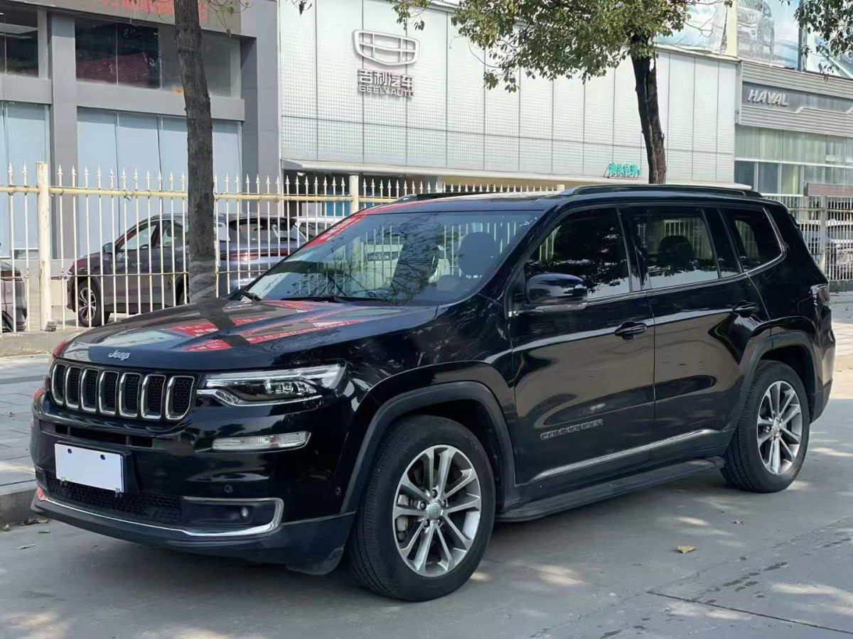 Jeep 指揮官 圖片