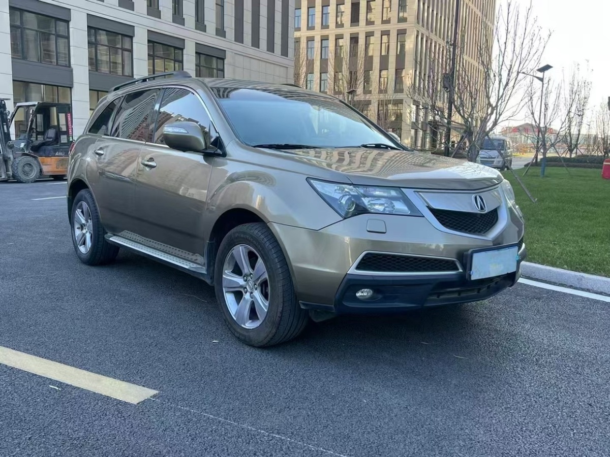 謳歌 MDX  2011款 3.7 標(biāo)準(zhǔn)尊享運(yùn)動版圖片