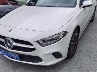 2019年7月 奔驰 奔驰A级 改款 A 180 L 运动轿车图片