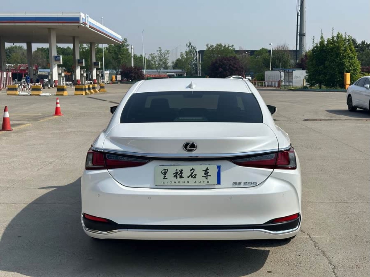 雷克薩斯 ES  2021款 200 卓越版圖片