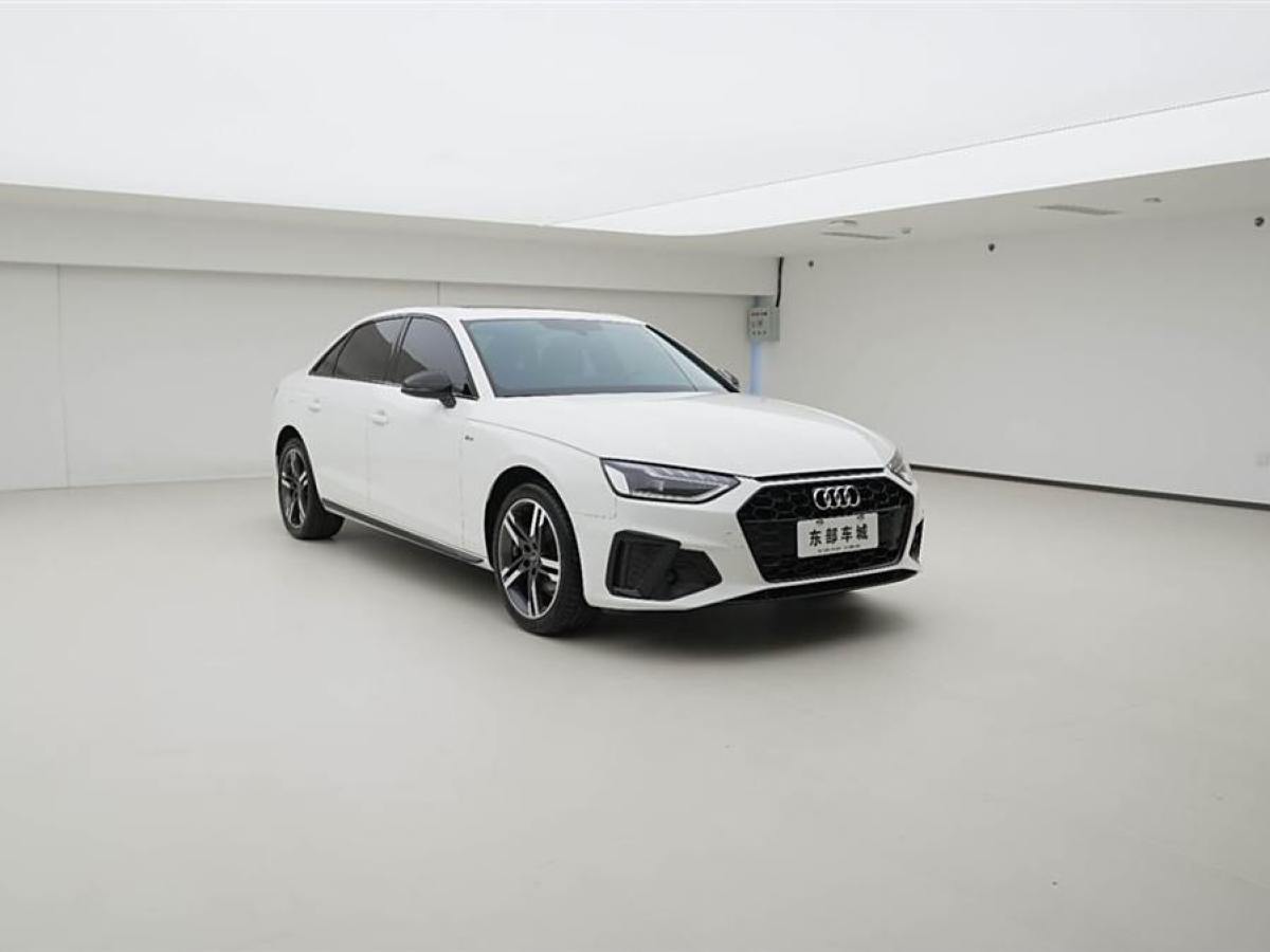 奧迪 奧迪A4L  2022款 40 TFSI 豪華動感型圖片