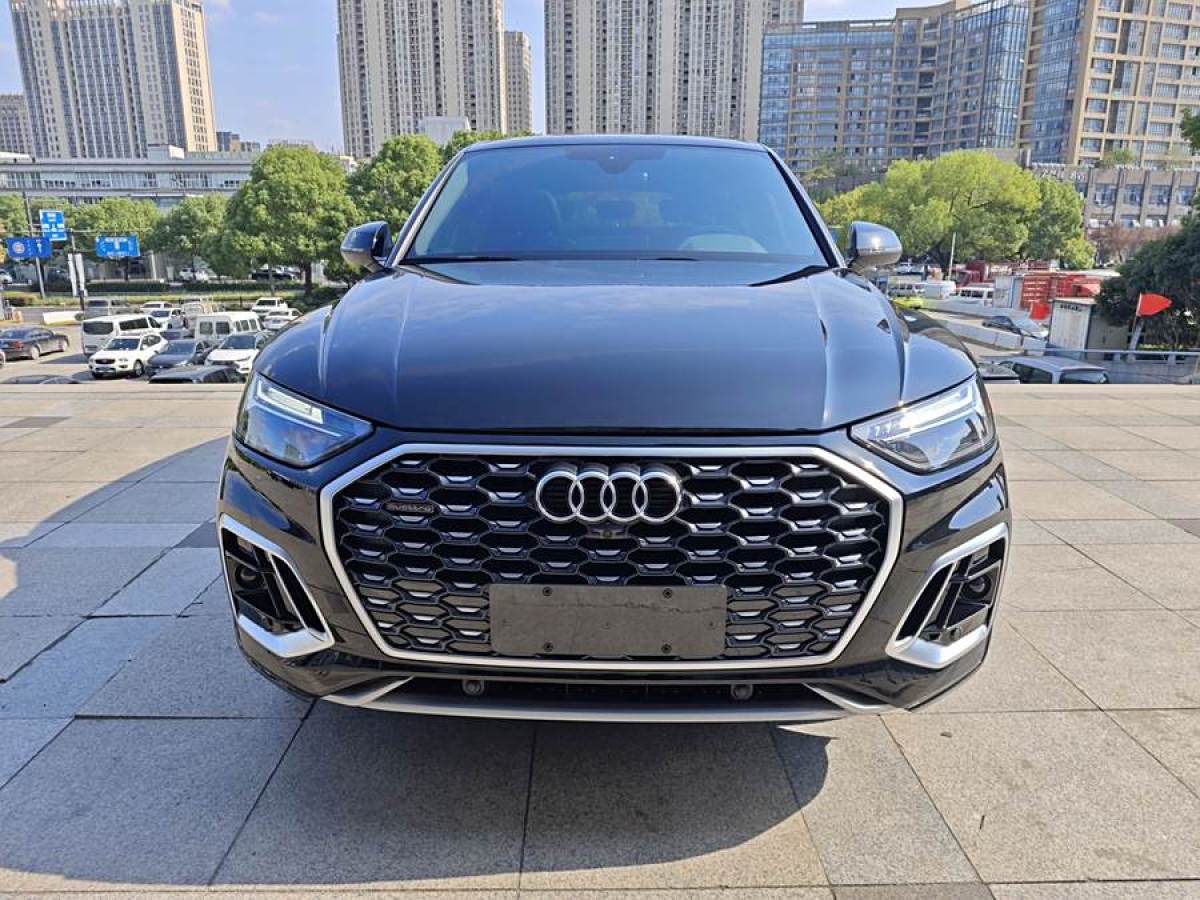 奧迪 奧迪Q5L Sportback  2022款 改款 40 TFSI 豪華型圖片