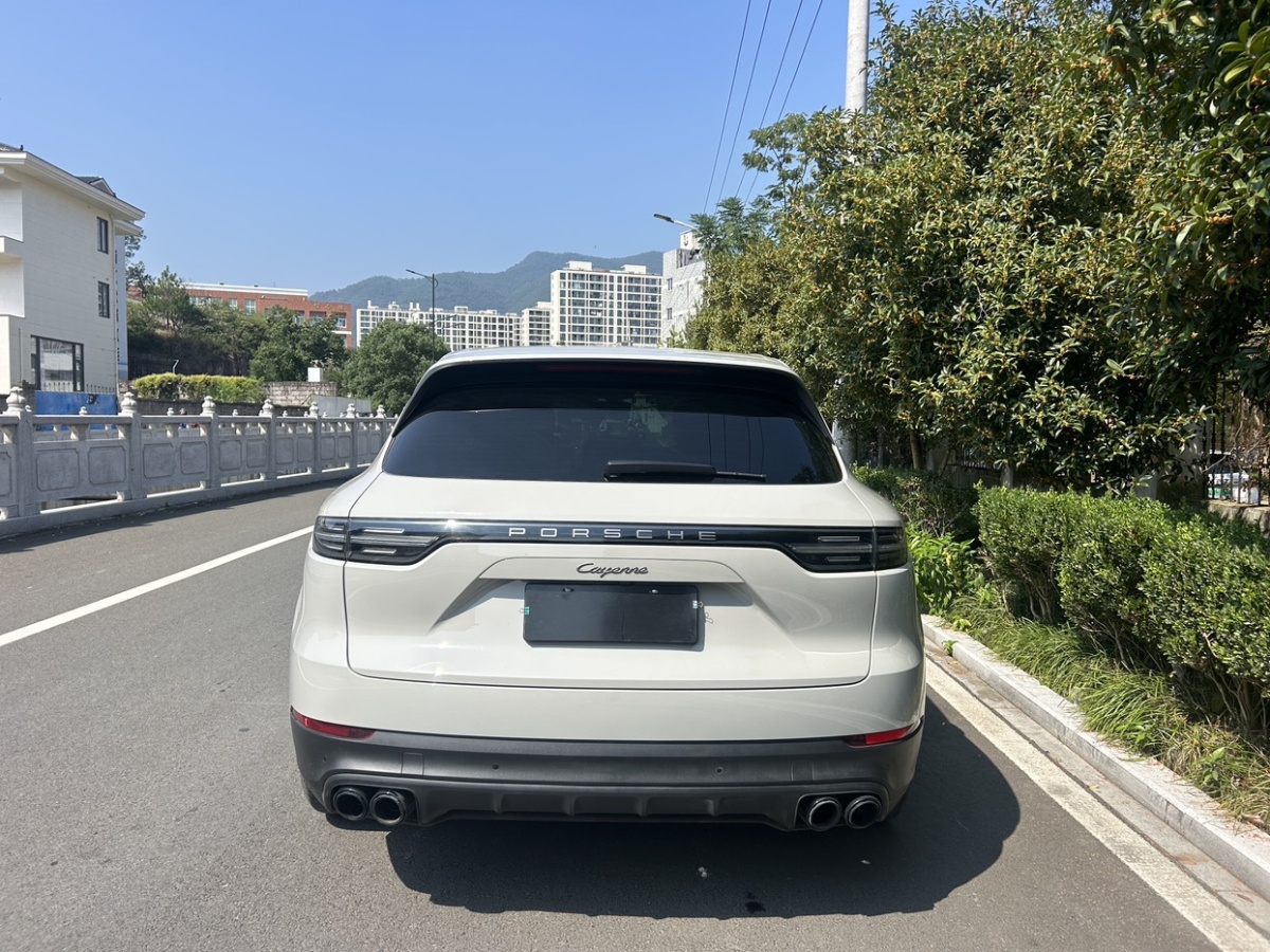 保時(shí)捷 Cayenne  2023款 Cayenne 3.0T圖片