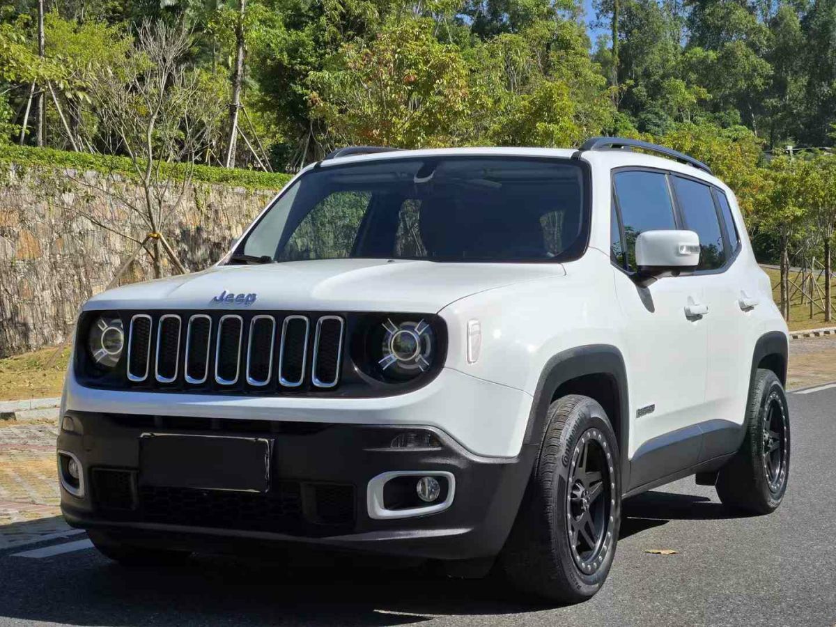 Jeep 自由俠  2019款 220T 自動四驅(qū)精英版圖片