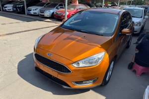 ?？怂?福特 兩廂 1.6L 自動風尚型智行版