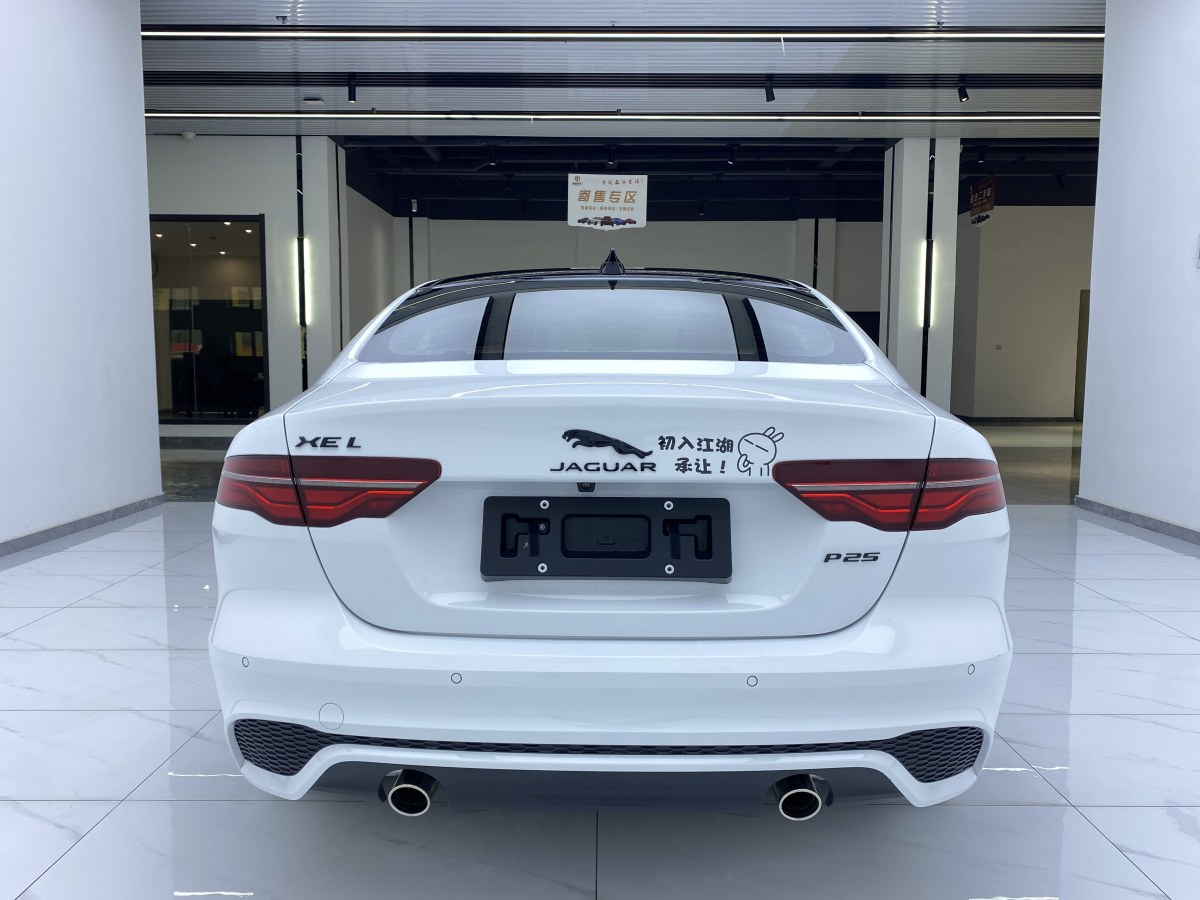 2024年7月捷豹 XEL  2024款 2.0T 250PS R-DYNAMIC S耀黑運動版