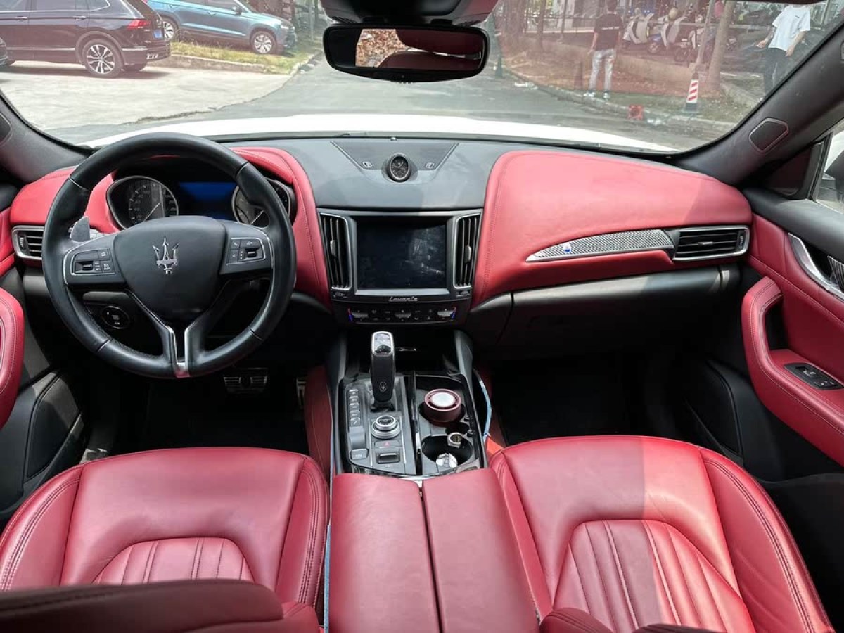 瑪莎拉蒂 Levante  2019款 3.0T 350Hp 標準版 國VI圖片