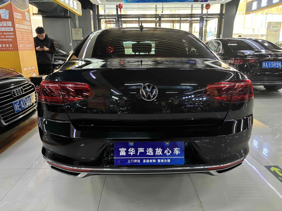 大眾 邁騰  2019款  330TSI DSG 領(lǐng)先型 國VI圖片