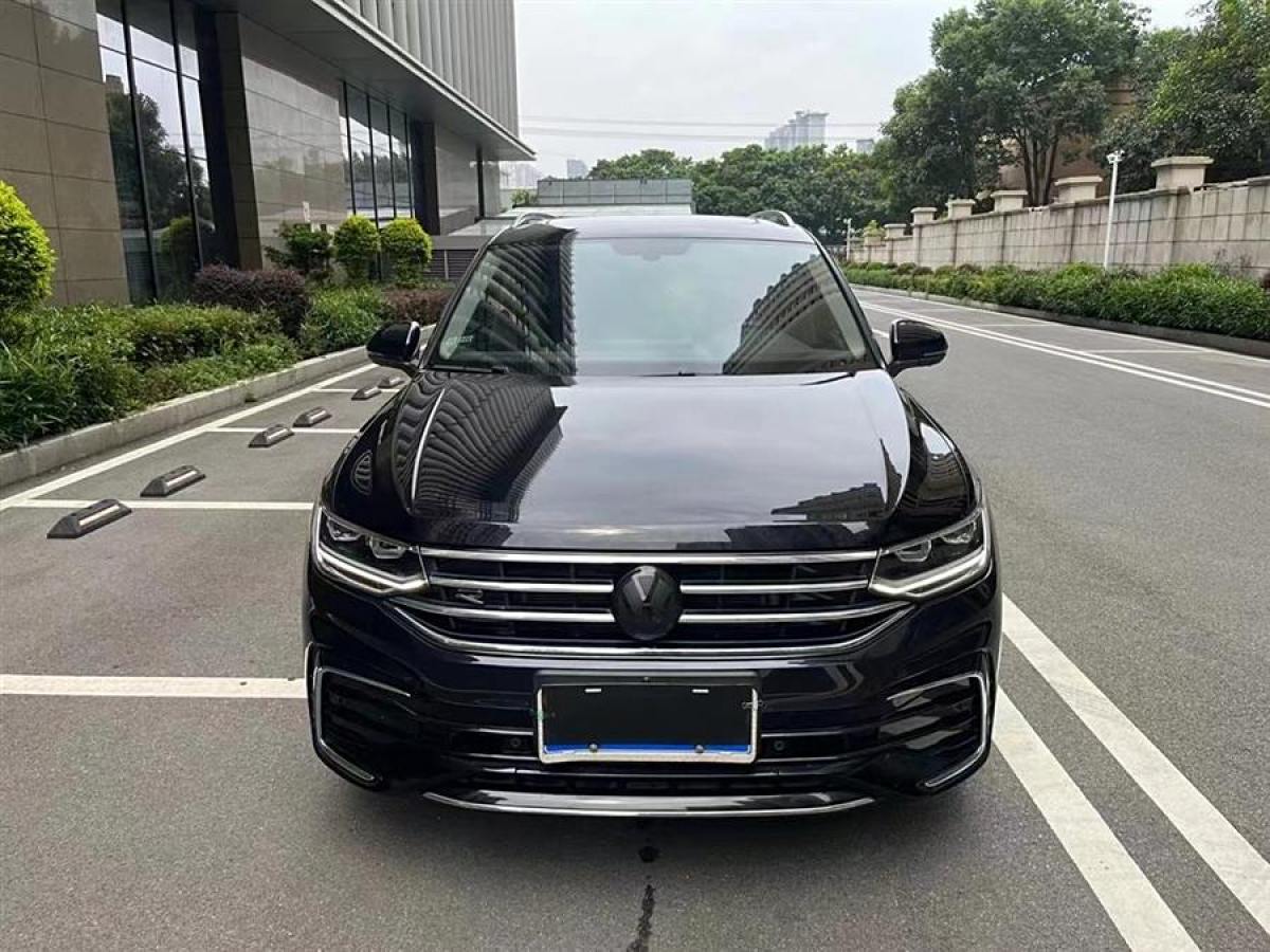 大眾 途觀L  2023款 改款 330TSI 自動(dòng)兩驅(qū)R-Line越享版圖片