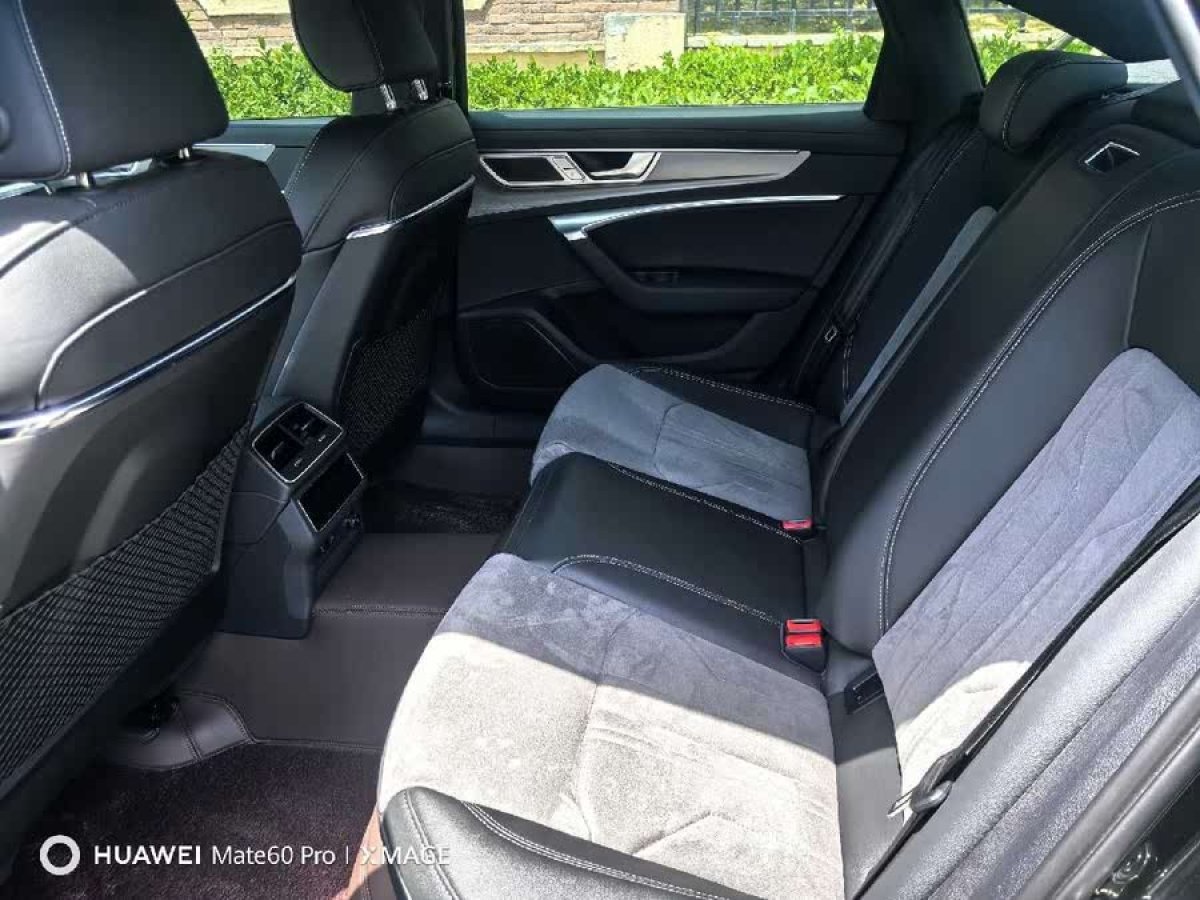奧迪 奧迪A6L  2024款 45 TFSI 臻選動感型圖片