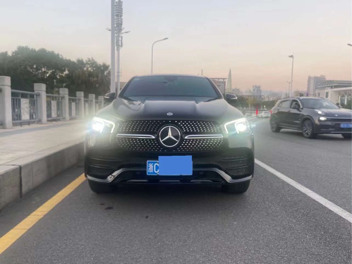 奔馳 奔馳glc 2021款 glc 260 4matic 轎跑suv圖片