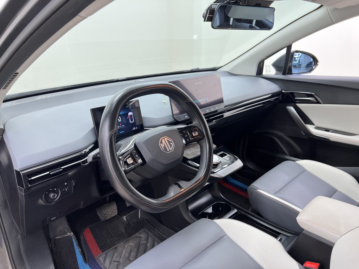 名爵 MG MULAN  2023款 415km 出海冠軍版圖片