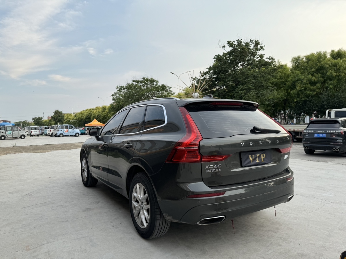 沃尔沃 XC60  2018款 T5 四驱智逸版图片