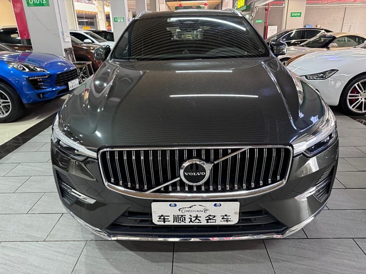 沃爾沃 XC60  2022款 B5 四驅(qū)智遠豪華版圖片