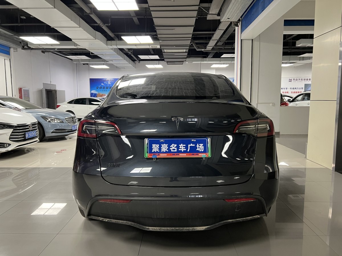 特斯拉 Model Y  2023款 長(zhǎng)續(xù)航煥新版 雙電機(jī)全輪驅(qū)動(dòng)圖片