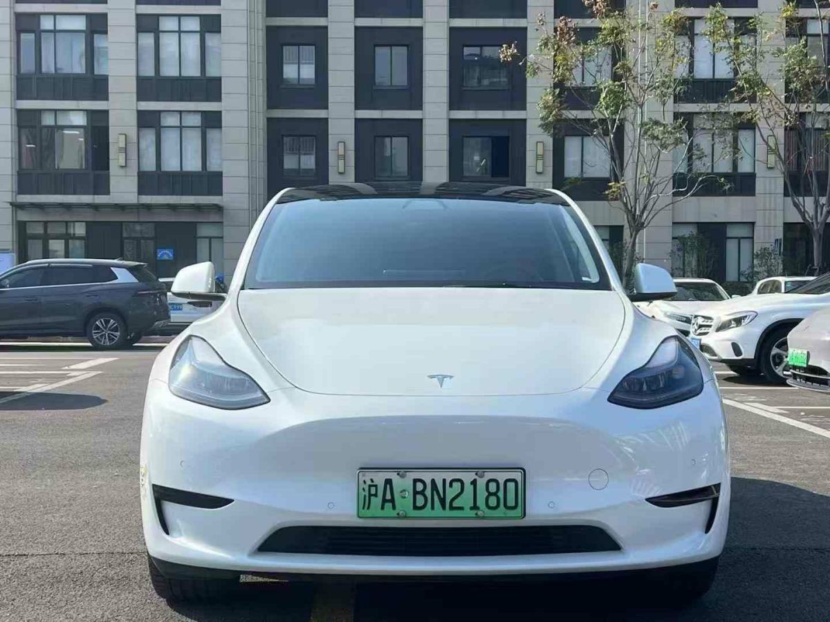 特斯拉 Model S  2023款 三電機(jī)全輪驅(qū)動(dòng) Plaid版圖片