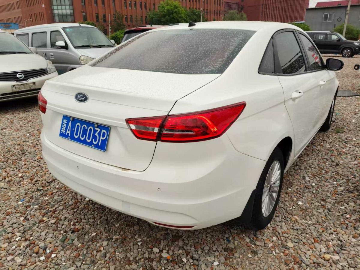 福特 福睿斯  2017款 1.5L 手動舒適型圖片