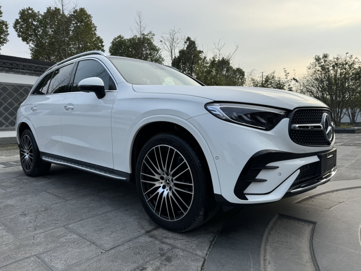 奔馳 奔馳GLC  2023款 改款 GLC 260 L 4MATIC 豪華型 7座圖片