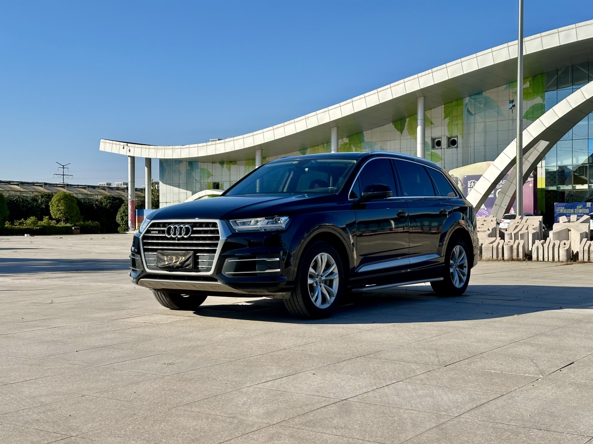 2019年8月奧迪 奧迪Q7  2019款 55 TFSI 技術(shù)型