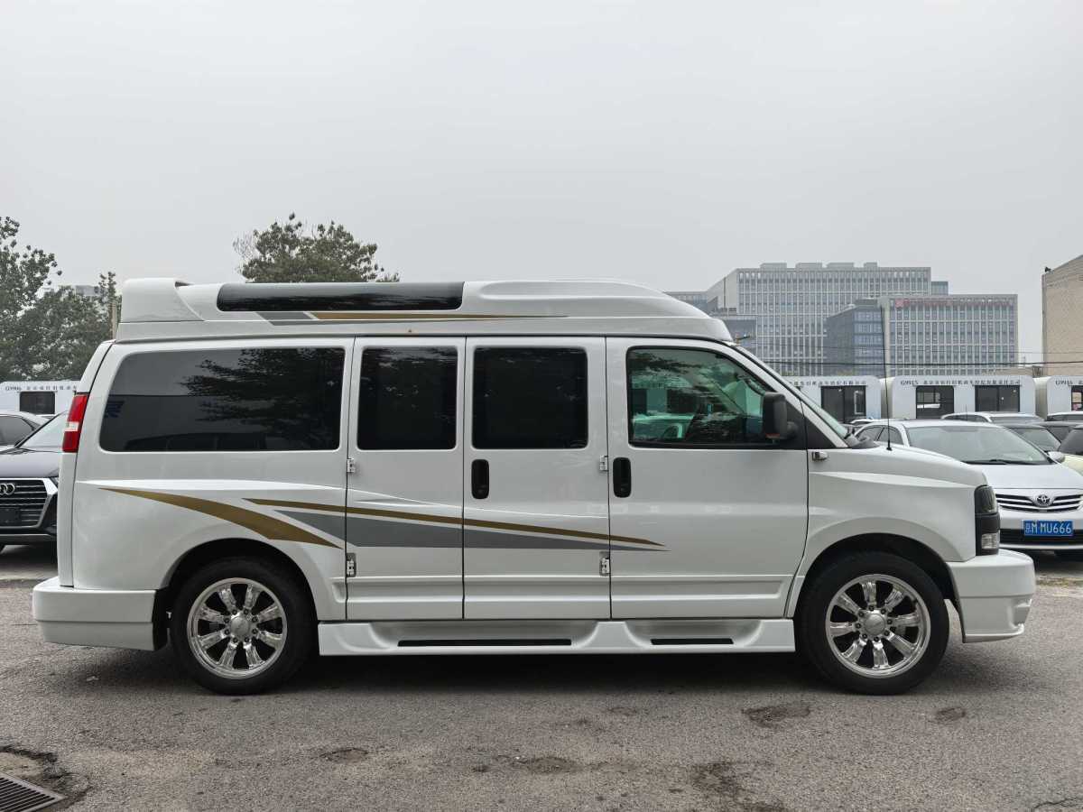 2018年1月GMC SAVANA  2017款 2500S 至尊版