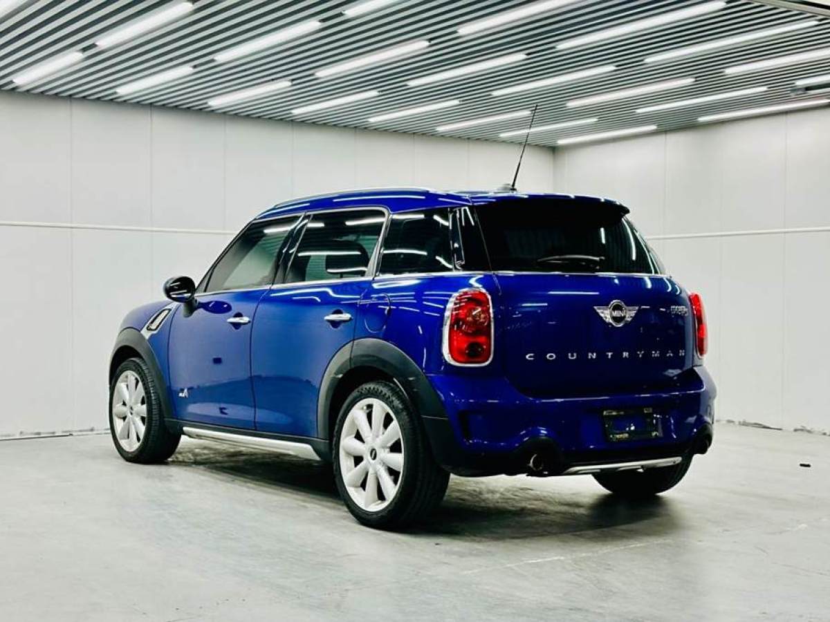 MINI COUNTRYMAN  2015款 1.6T COOPER S ALL4 極致暗夜版圖片