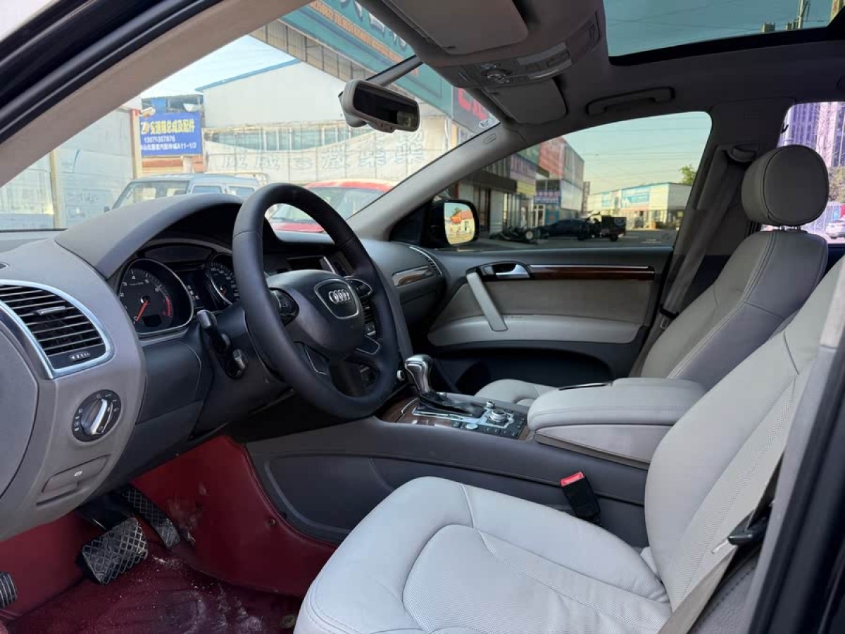 奧迪 奧迪Q7  2012款 3.0 TFSI 進(jìn)取型(200kW)圖片