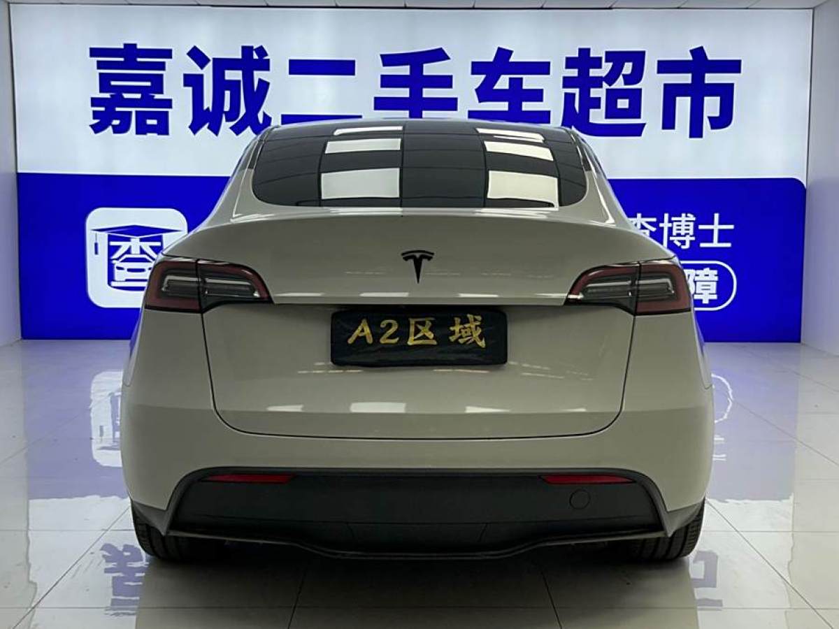 特斯拉 Model 3  2021款 改款 標(biāo)準(zhǔn)續(xù)航后驅(qū)升級(jí)版圖片